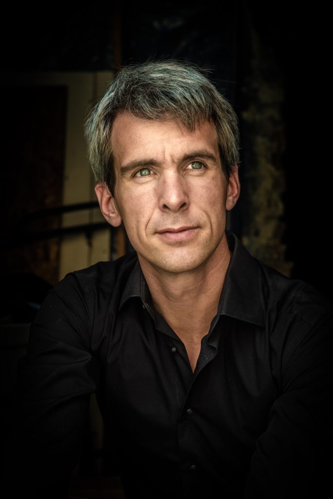 Jonathan Holslag